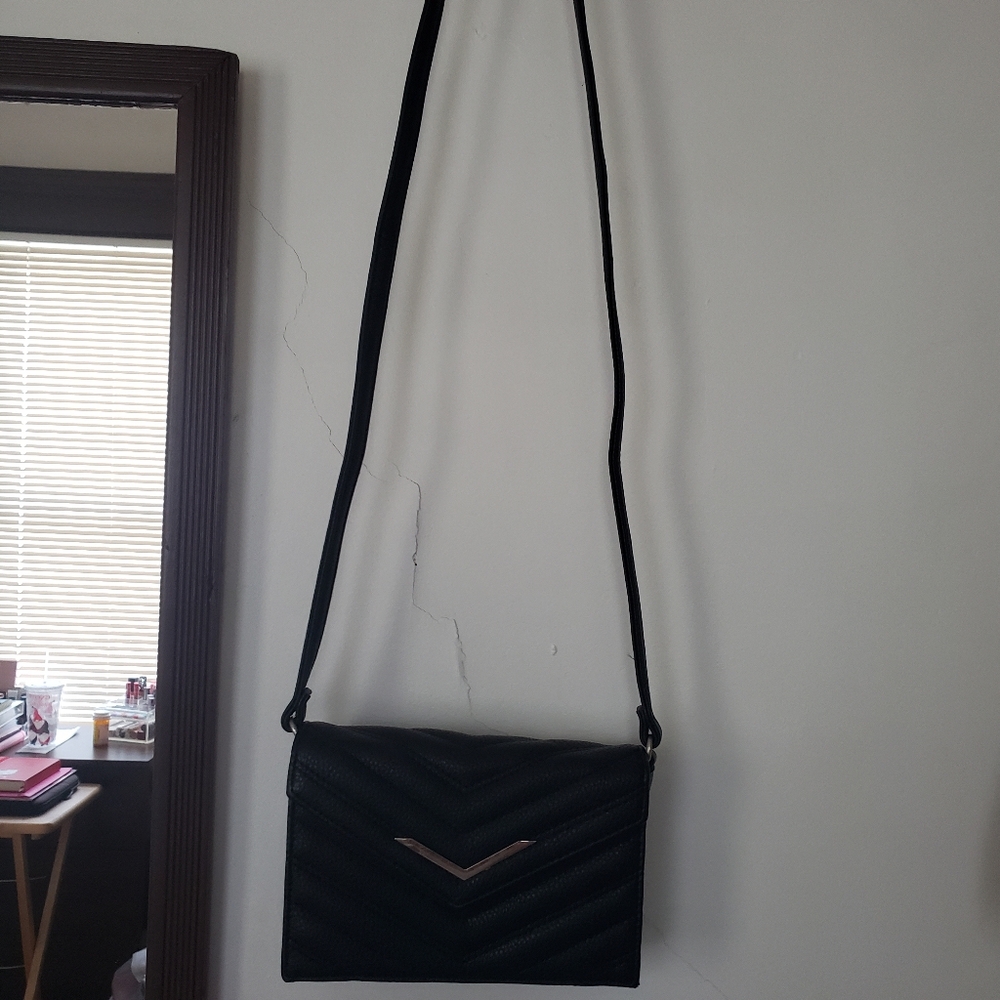 Elegant Black Crossbody Bag